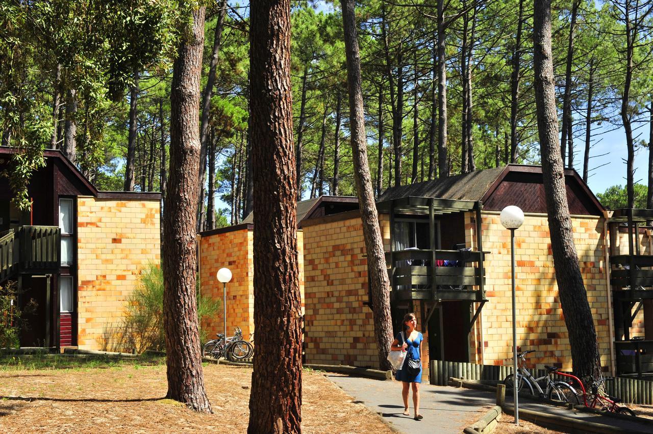 Vtf Les Bruyeres Hotel Maubuisson Exterior photo